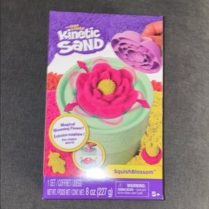 Kinetic Sand SquishBlossom Set